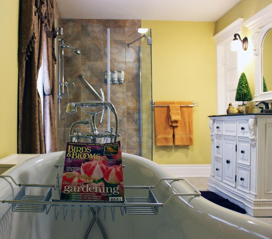 Talwood Manor B&B Port Colborne Cameră foto